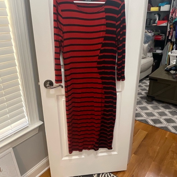 Spence dress large red and black - Picture 4 of 10